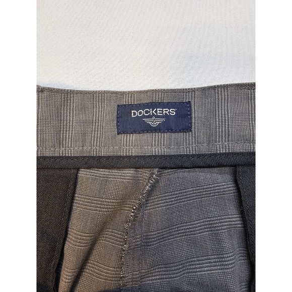 Dockers Men's Comfort Waist Pleated Dress Pants Gray Micro Check 34x32 - Picture 2 of 7